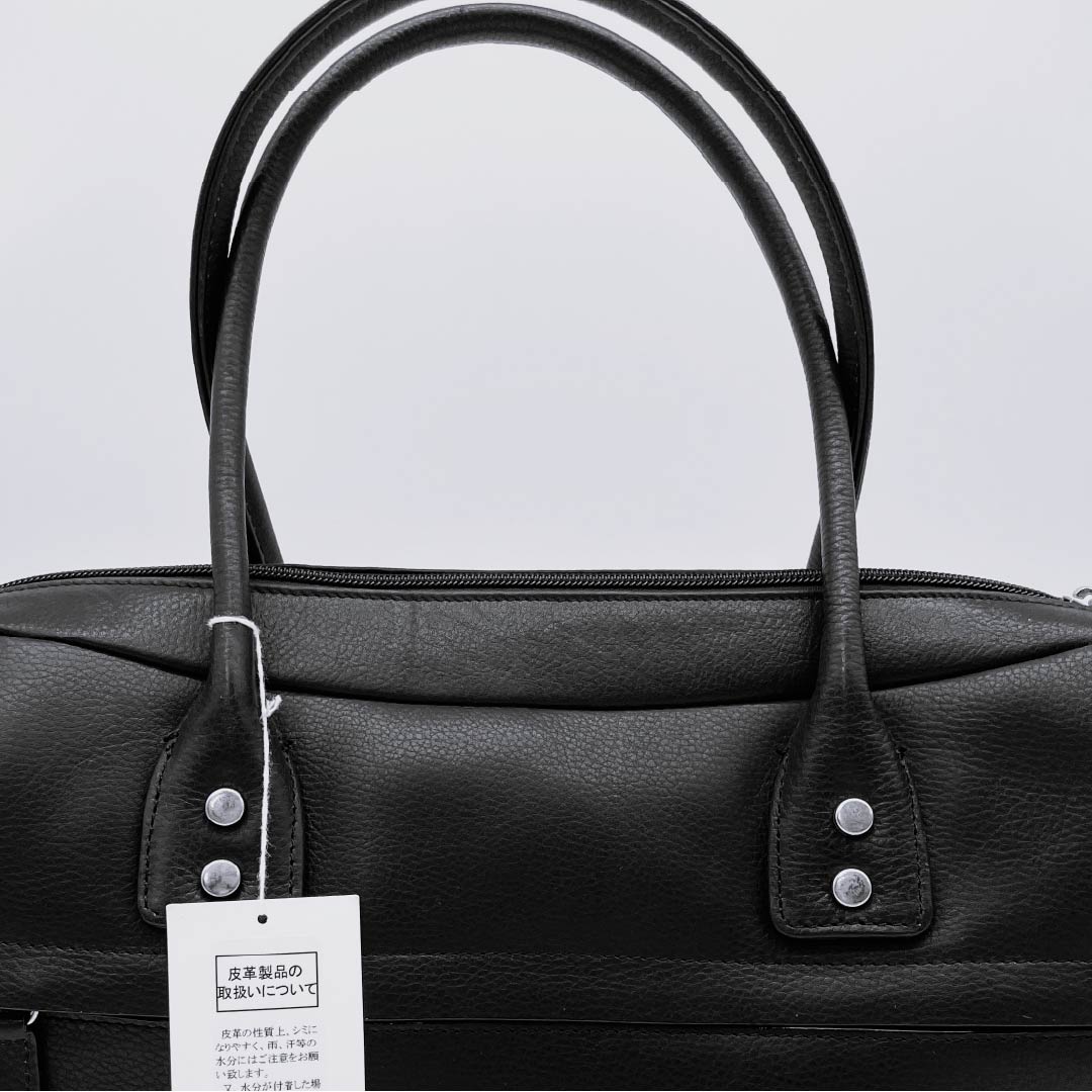 (新古品) 洋装バッグ 牛革 Aランク 新古品 牛革 横長 黒系 119700009310