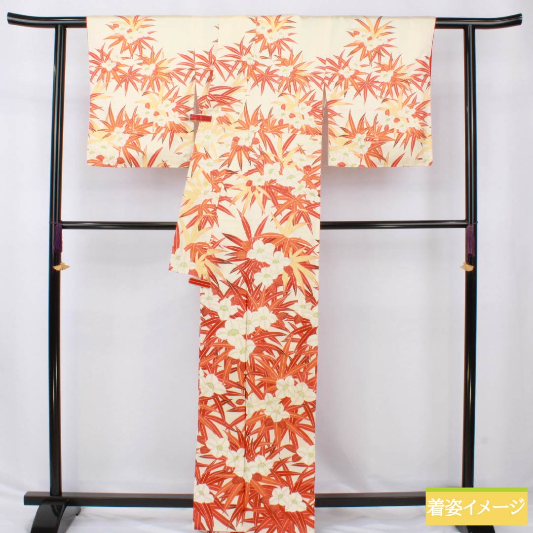 訪問着 正絹 Aランク 袷 身丈164cm 裄丈64.5cm 乳白色(にゅうはくしょく) 京友禅 草花 白系 1112006523411