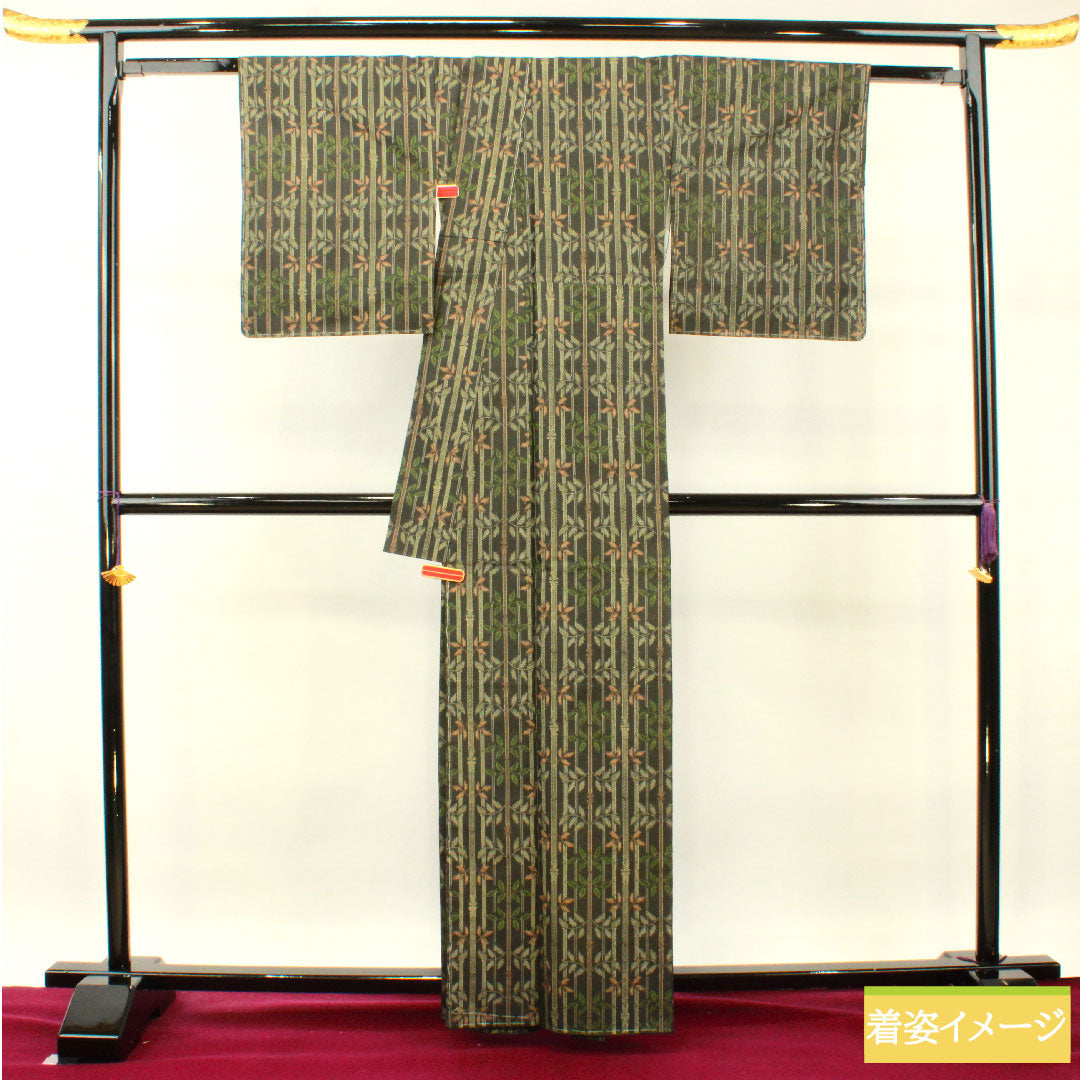 村山大島 正絹 身丈162.5cm 裄丈65.5cm アンサンブル 竹模様 しつけ糸付き 未使用品 Sランク 袷 黒系 1116003252410