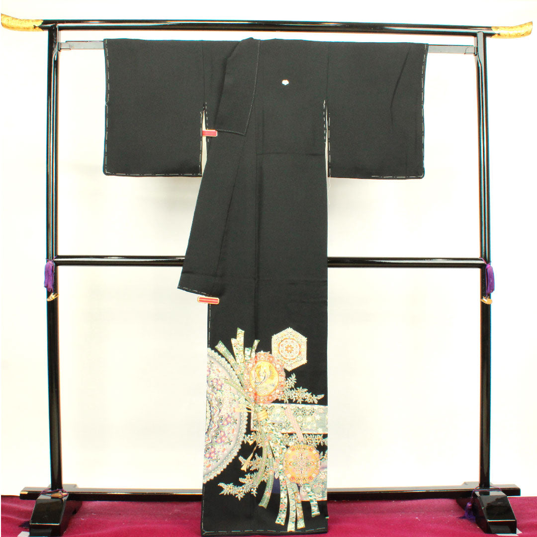 黒留袖 身丈166cm 裄丈65.5cm 袷 しつけ糸付き 未使用品 京友禅 華文 束ね熨斗 垂れ蔦 正絹 Sランク 五つ紋 黒系 1111001082510