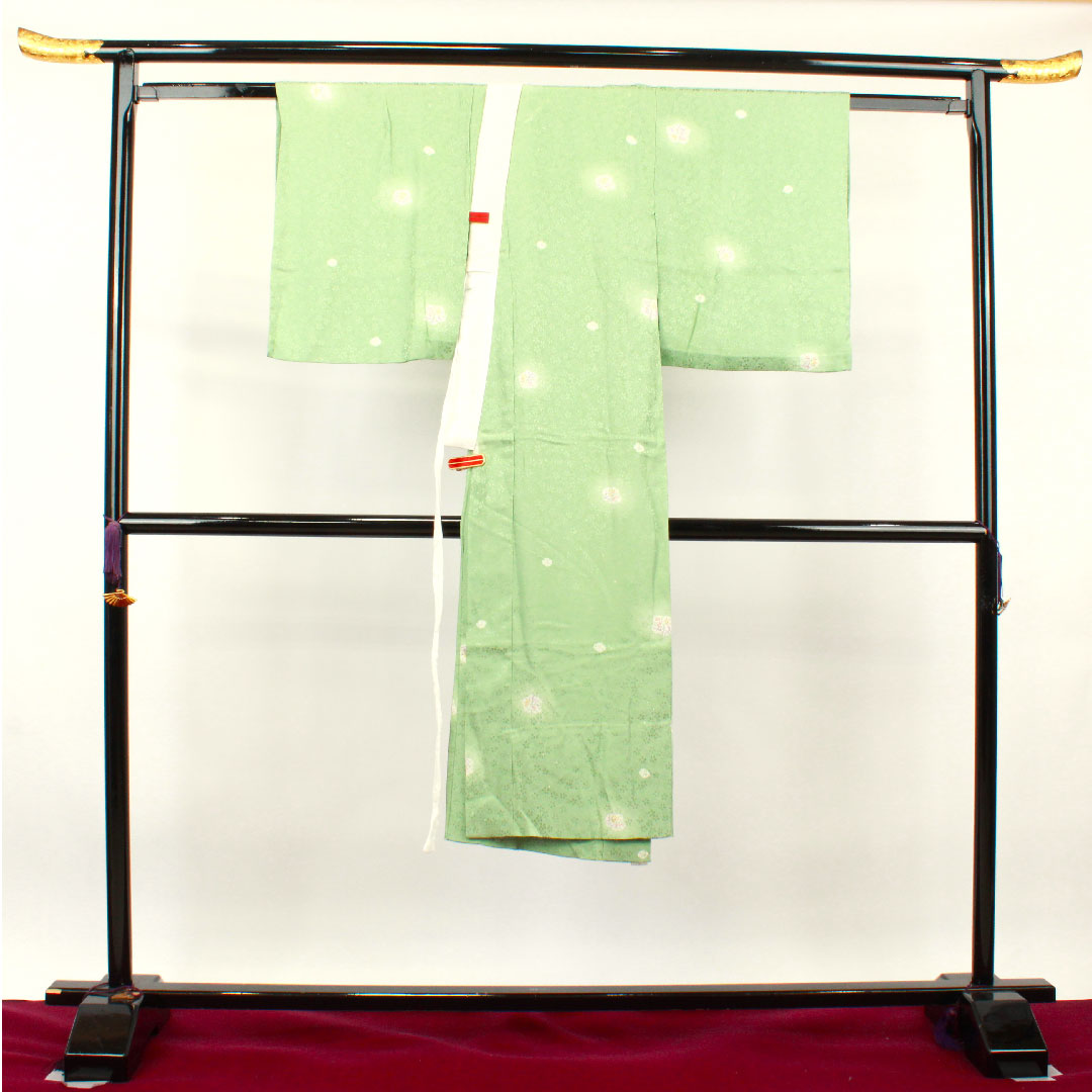 長襦袢 正絹 身丈128cm 裄丈66cm 単衣 薄緑色 菊 Aランク 緑系 1129000483219