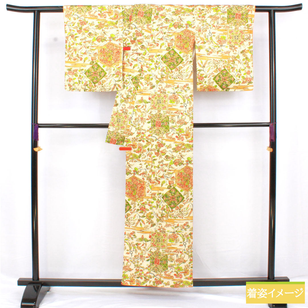 小紋 ポリエステル 身丈156cm 裄丈63cm 袷 乳白色(にゅうはくしょく) 更紗調 洗える着物 Aランク クリーム系 1115004503315