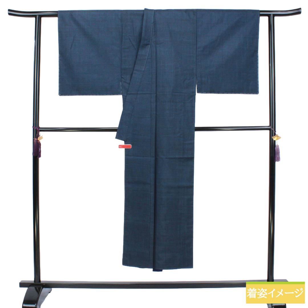 男物 正絹 Sランク 身丈144cm 裄丈68.5cm 大島紬 100亀甲 はればれ加工 袷 紺系 1119002472418