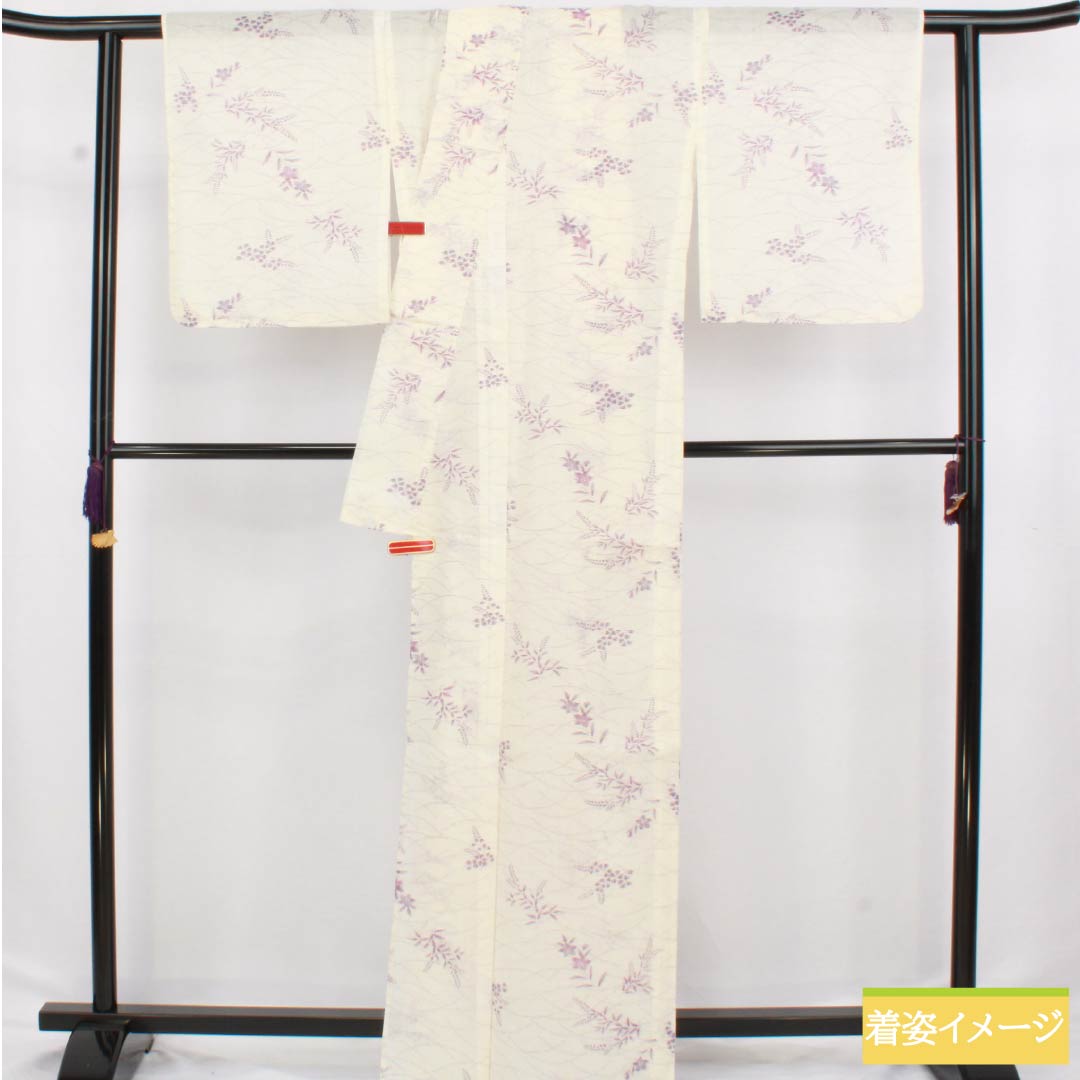 Summer linen tsumugi (pongee) kimono, length 165cm, sleeve length 69cm, milky white (nyuhakushoku) Ojiya-chijimi (Ojiya-style silk) with floral and gauze patterns, rank A, white, product number 1132002683511