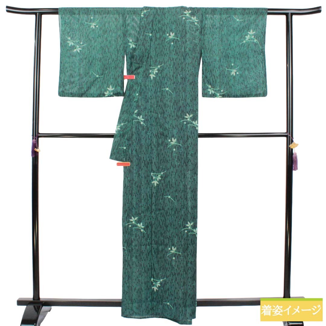 夏物 ポリエステル 小紋 Sランク 身丈162.5cm 裄丈68cm 鉄色(てついろ) 洗える着物 鮫小紋 草花模様 絽 緑系 1132005562419