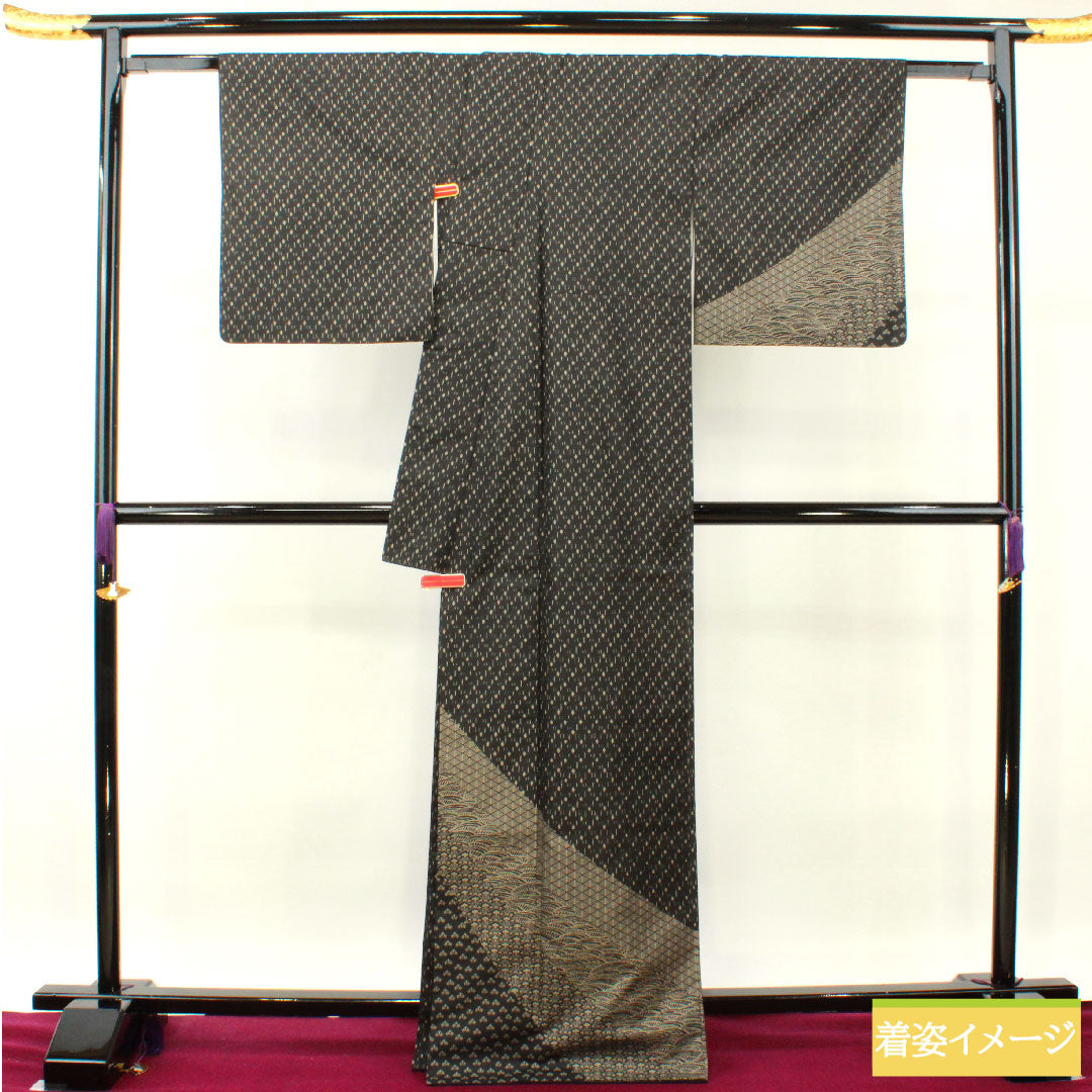 Homongi, pure silk, lined, length 167.5cm, sleeve length 69.5cm, pongee fabric, dyed Oshima, geometric pattern, Kirara Guard, S rank, black, 1112003582510