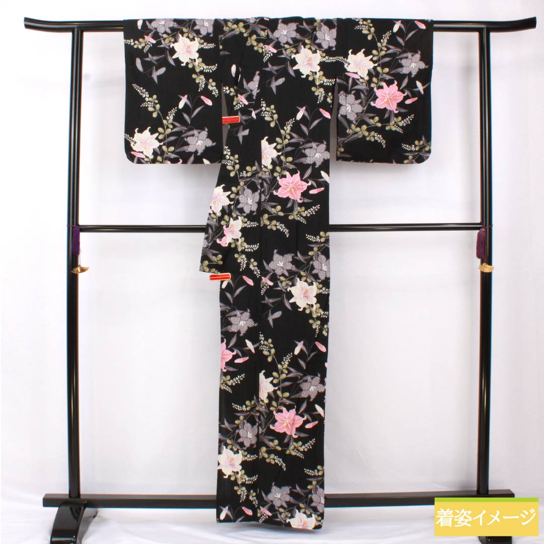 浴衣 木綿 身丈161.5cm 裄丈62cm Sランク 単衣 黒系 百合 萩 1118005512410
