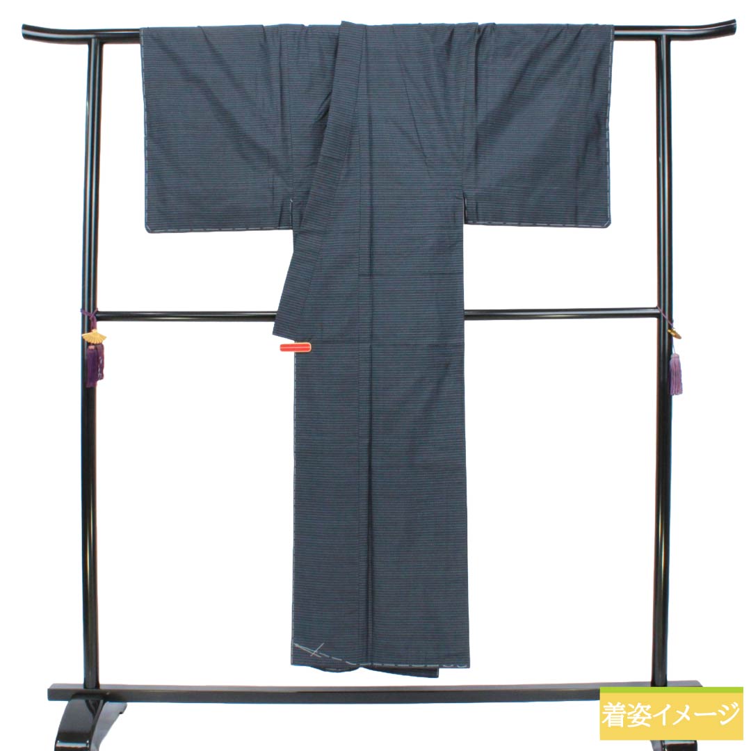 男物 正絹 Sランク 身丈146.5cm 裄丈68.5cm 大島紬 横双 しつけ糸付き 袷 紺系 1119002572418