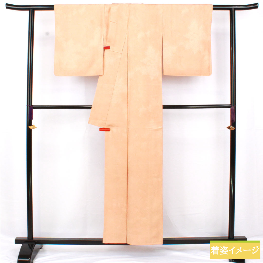 色無地 正絹 身丈156cm 裄丈63.5cm 肌色(はだいろ) 綸子 一つ紋 陰揚羽蝶 袷 Sランク 橙系 1114001902326