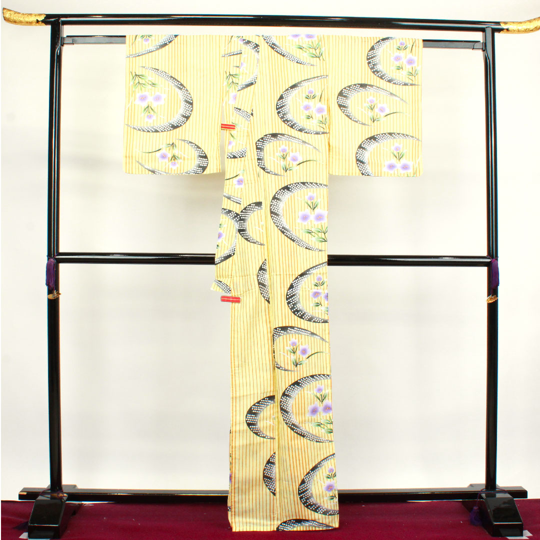 浴衣 淡黄色 縞 花模様 木綿 Aランク 単衣 身丈165cm 裄丈64.5cm 黄系 1118002633523