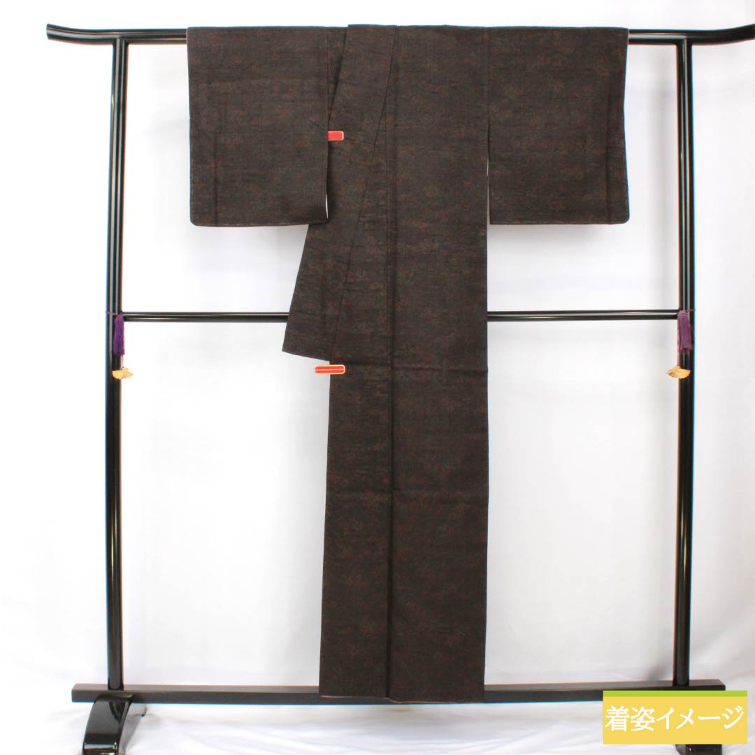 小紋 正絹 身丈156cm 裄丈63cm 袷 涅色(くりいろ) 紬地 草花模様 Sランク 黒系 1115005672310