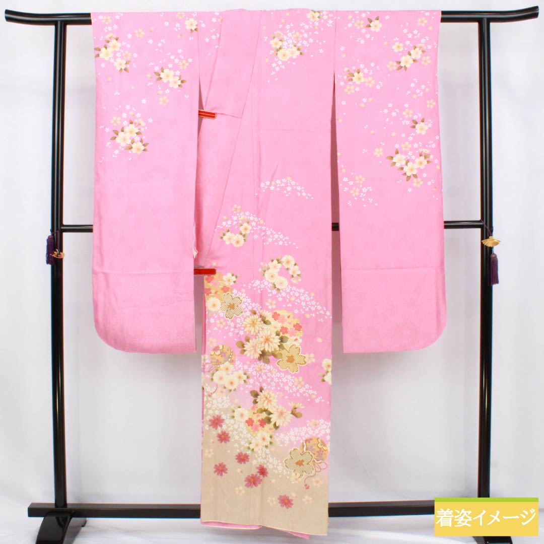 Silk Furisode, S Rank, Length 158cm, Sleeve-to-sleeve 63.5cm, Lined, Sekichiku (Pink), Kyo-Yuzen, Auspicious Patterns, Cherry Blossoms, Balls, Snowflakes, Pink tones, 1113002652313