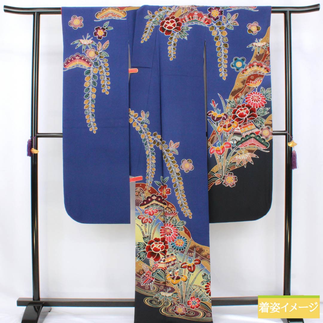 Kimono (Furisode) - Silk - Rank A - Length 170.5cm - Sleeve to neck 67cm - Lined - Bluish purple - Kyo-Bingata - Auspicious patterns - Pine, bamboo, plum blossoms, peonies, wisteria - Blue family - 1113002683617