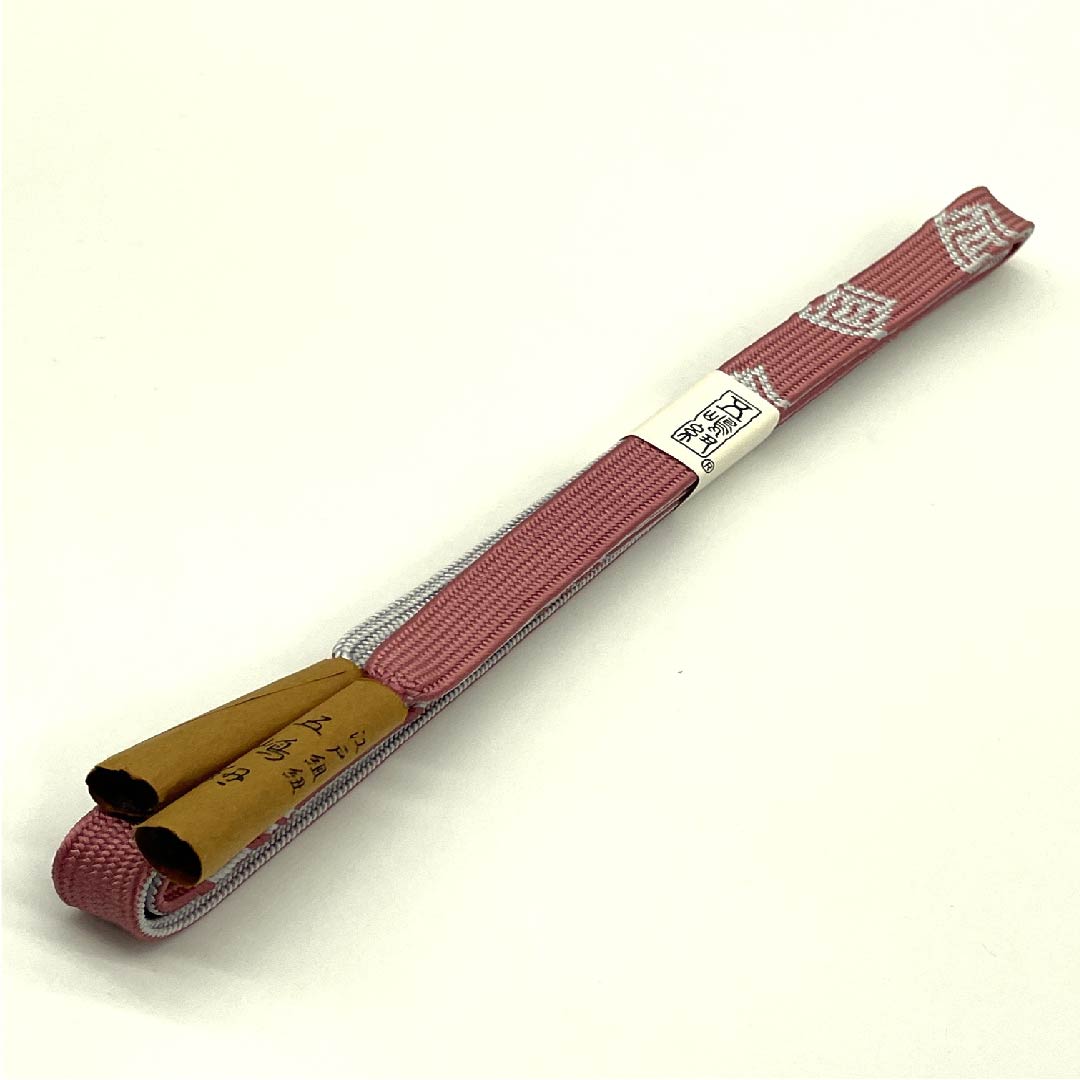 (新古品) 帯締め 正絹 四分紐 中紅花色(なかのくれないいろ) 五嶋紐 江戸組紐 新古品 長さ約162cm 幅約1.5cm カジュアル Sランク ピンク系 1135002912313