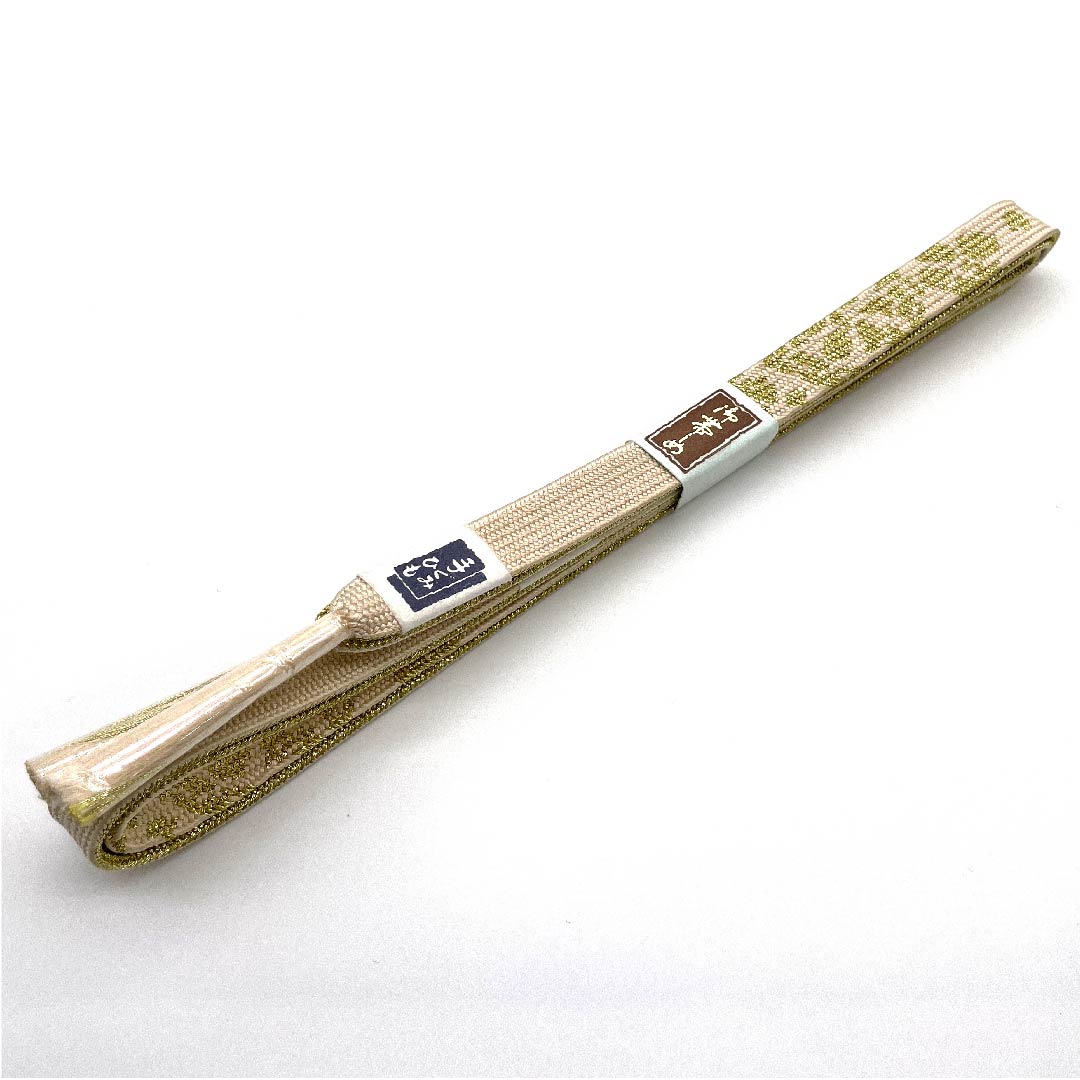 (New old stock) Obi-jime (belt sash) made of pure silk, quarter-length string, Obana-iro (obana color), hand-woven string, metallic thread used, new old stock, length approx. 156cm, width approx. 1.5cm, semi-formal, A rank, cream color, 1135001893915
