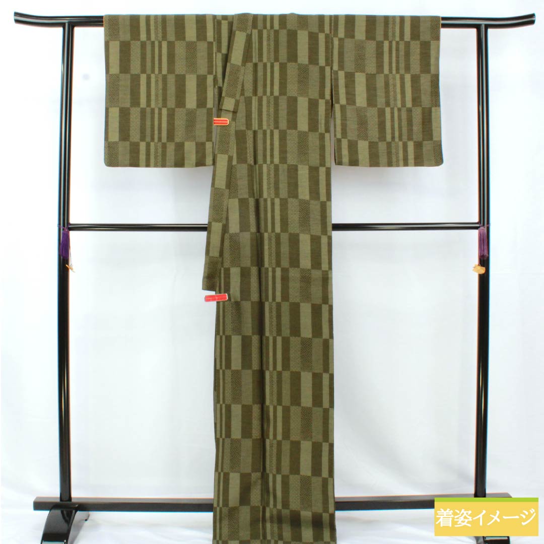 小紋 ポリエステル 身丈167cm 裄丈67.5cm 袷 藍海松茶色(あいみるちゃいろ) 洗える着物 裂取り Aランク 緑系 1115005263519