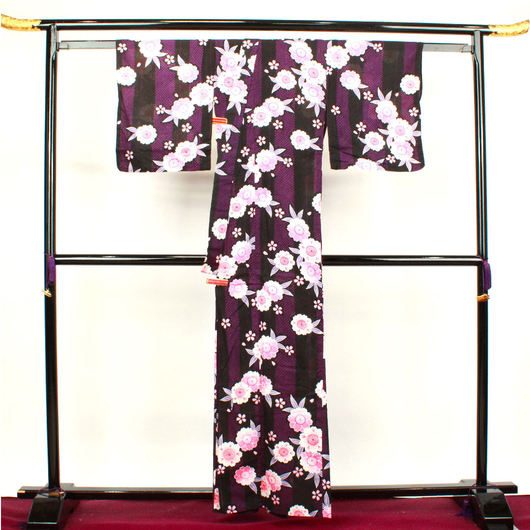 浴衣 モノトーン 桜 木綿 Sランク 単衣 身丈160cm 裄丈62.5cm 紫系 1118001442420