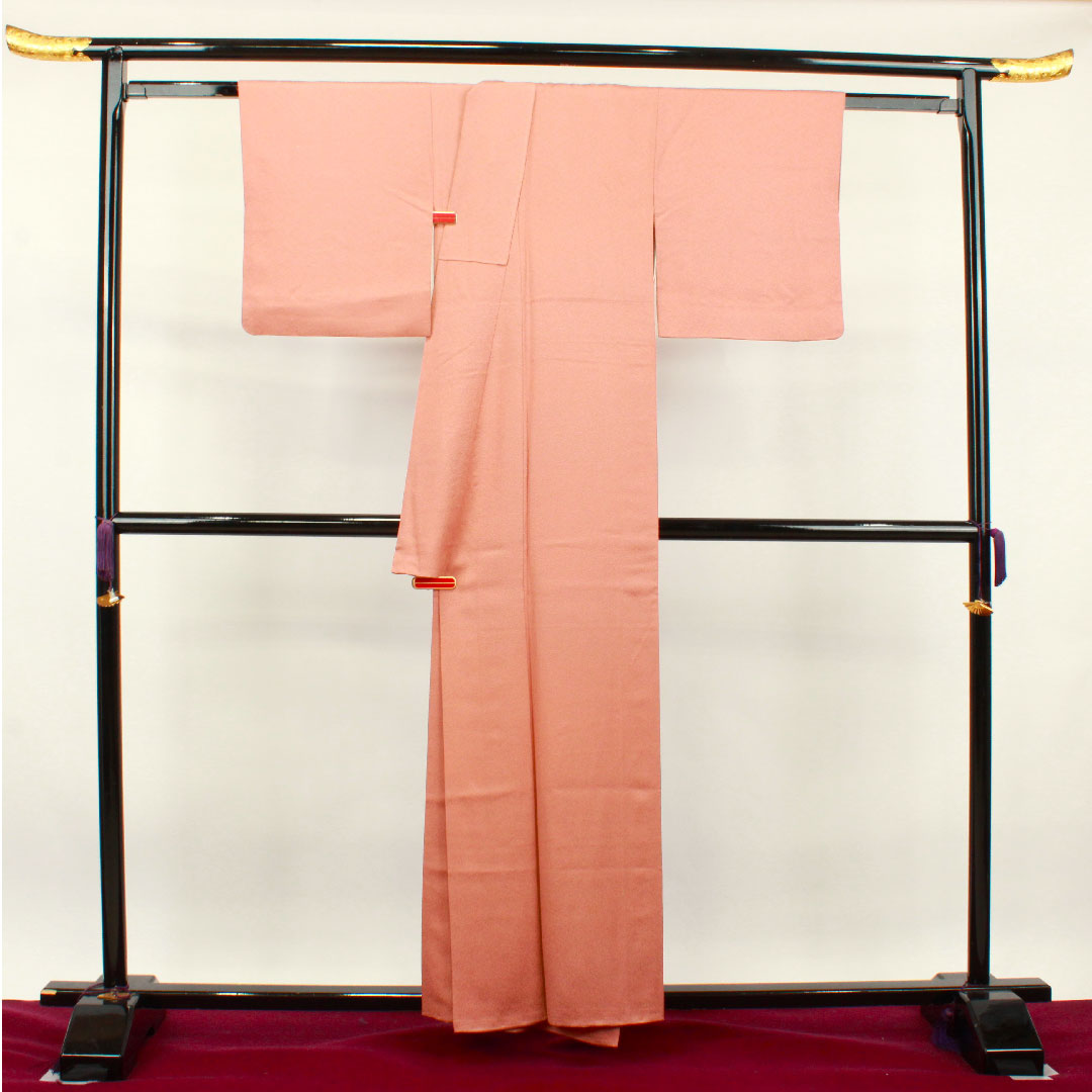 色無地 正絹 桃染色 百貫達雄 加賀友禅 五三桐 身丈158cm 裄丈62.5cm 袷 Aランク ピンク系 1114000953313