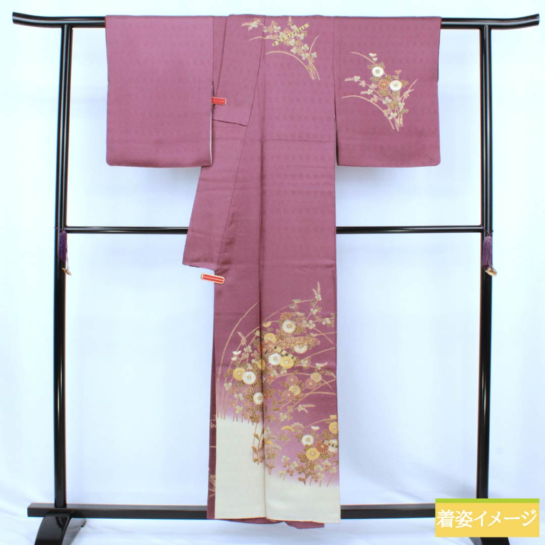 訪問着 正絹 Sランク 袷 身丈155.5cm 裄丈63cm 滅紅色(めっこういろ) 京友禅 縫い紋 雪輪に違い鷹の羽 菊 萩 紫系 1112006812320