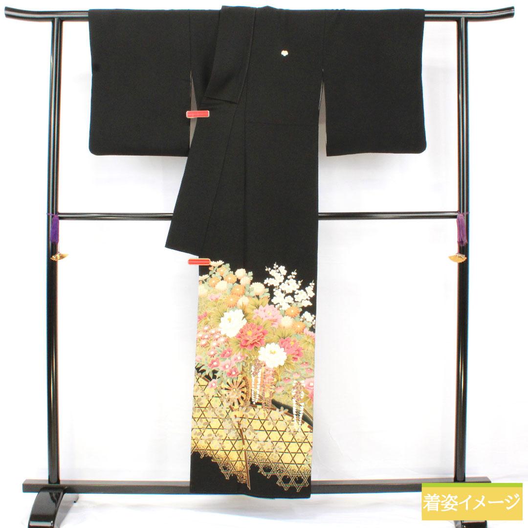 Black formal kimono, pure silk, length 155cm, sleeve length 63.5cm, lined, artist work, Kyoto Yuzen, flower cart, five crests, ivy, B rank, black, 1111001454310