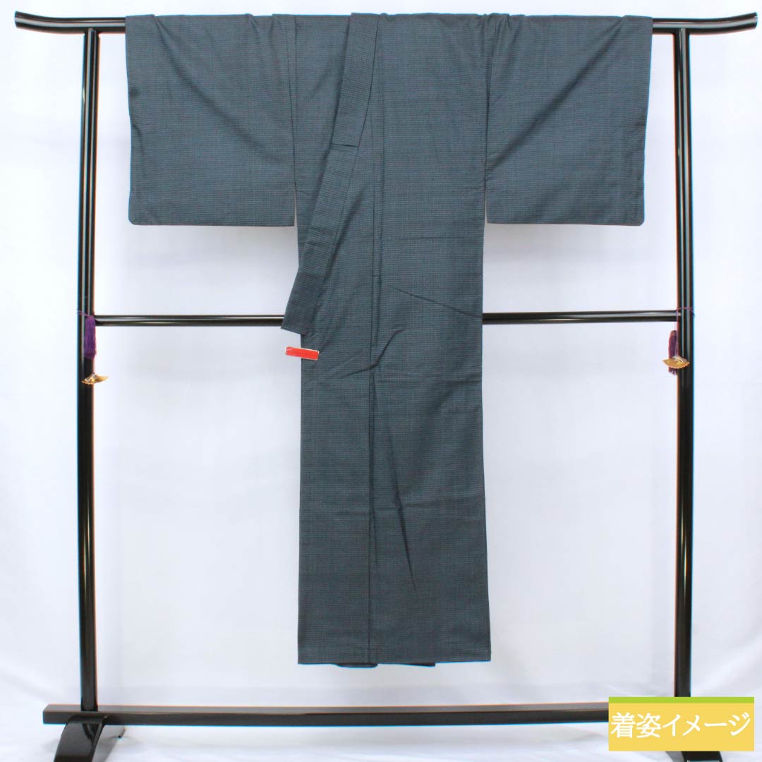 男物 正絹 Sランク 身丈143cm 裄丈69cm 相済茶色(あいすみちゃいろ) 大島紬 亀甲 袷 紺系 1119001242418