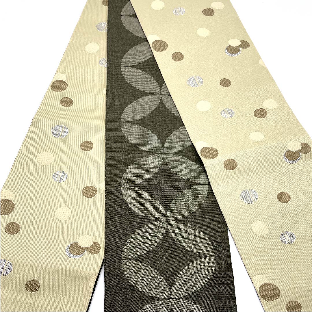 半幅帯 ポリエステル 蕎麦切色(そばきりいろ) 消墨色(けしずみいろ) 七宝 ドット モダン ニュートラルカラー 帯丈396cm ベージュ系 Sランク 1125001262325