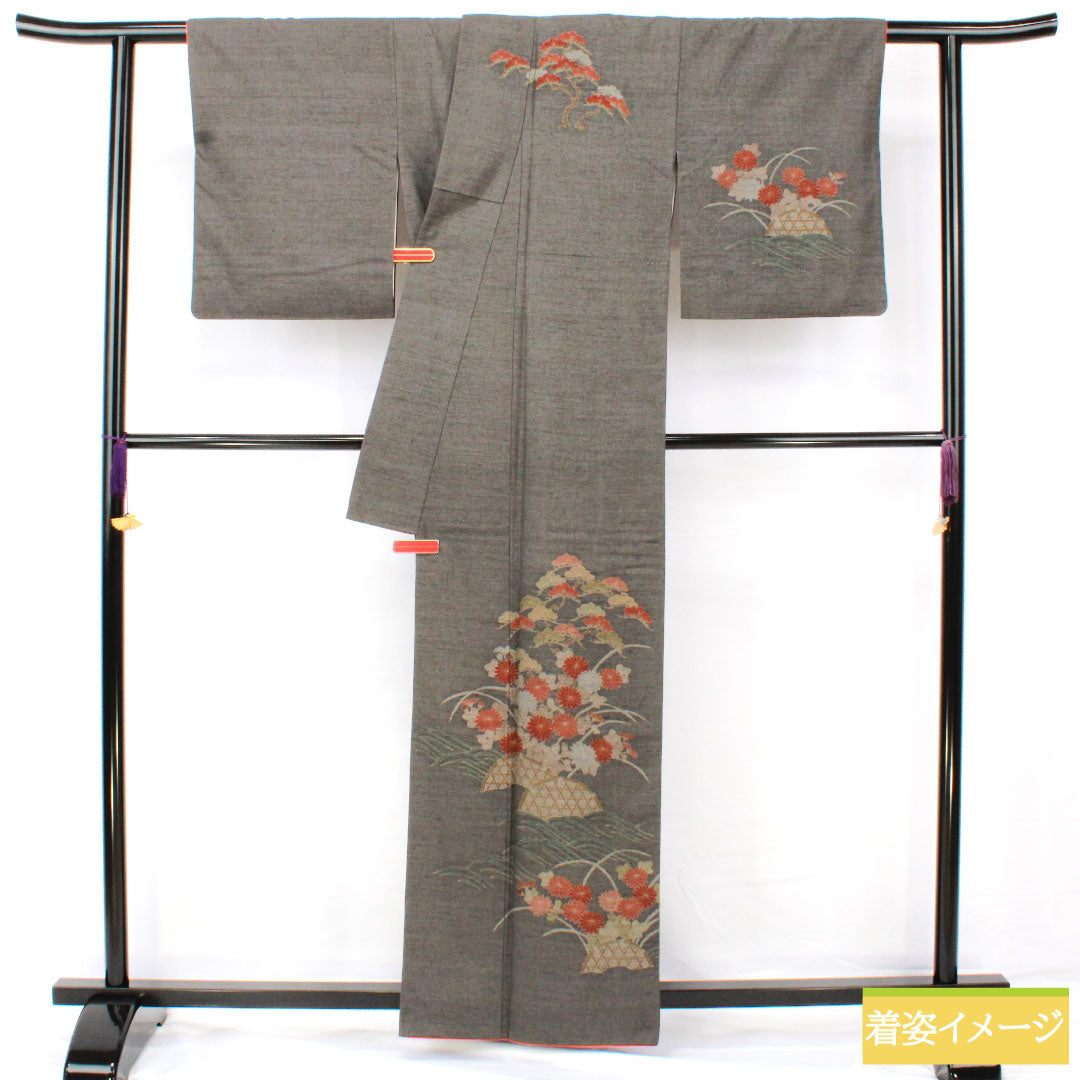 Homongi (formal kimono) made of pure silk, lined, length 160.5cm, sleeve length 63.5cm, Noshime-iro (wrapping color), pongee fabric, floral pattern, S rank, gray, 1112005442422