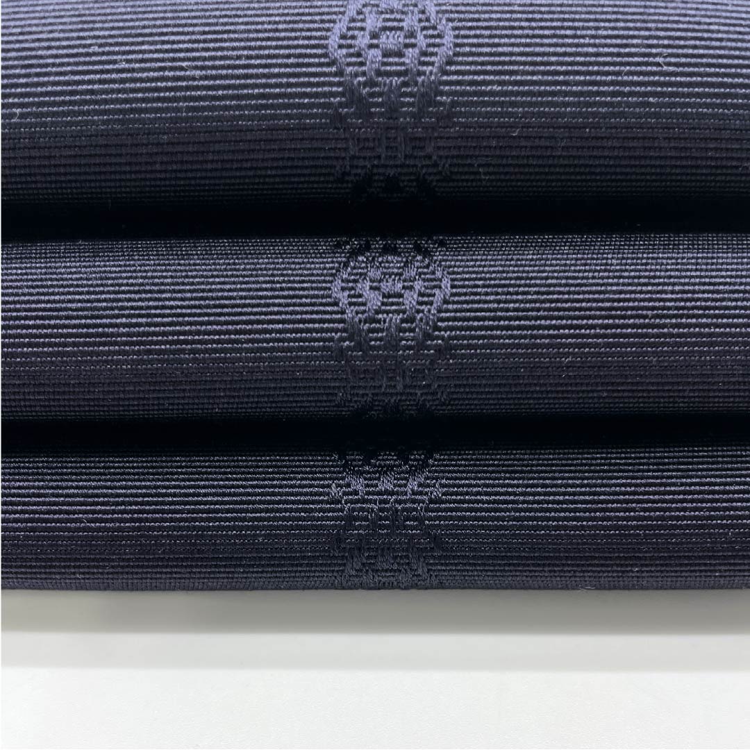 (未仕立)角帯 正絹 濃紺色(のうこんいろ) 博多織 献上柄 帯丈420cm 幅9.5cm Sランク 紺系 1134000372918