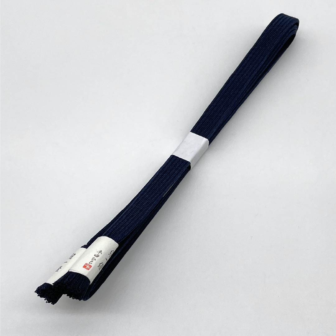 (新品)帯締め 正絹 NEWランク 濃紺色(のうこんいろ) 平田組紐 角朝遊玄染 撚り房 長さ約163.5cm 幅約1.3cm カジュアル 紺系 1135005051318