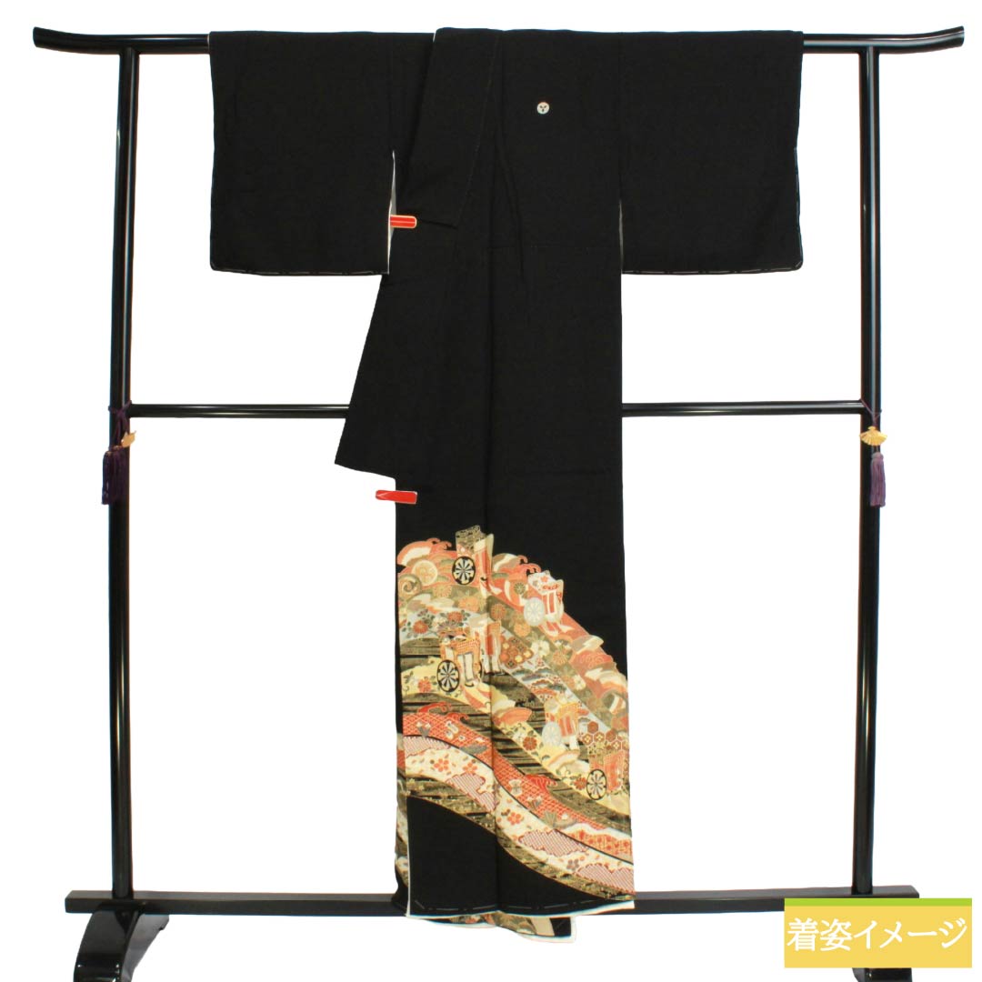 黒留袖 正絹 Sランク 身丈155cm 裄丈64cm 袷 京友禅 御所車 吉祥文様 五つ紋 丸に九枚笹 比翼付き 五つ紋 黒系 1111002322310