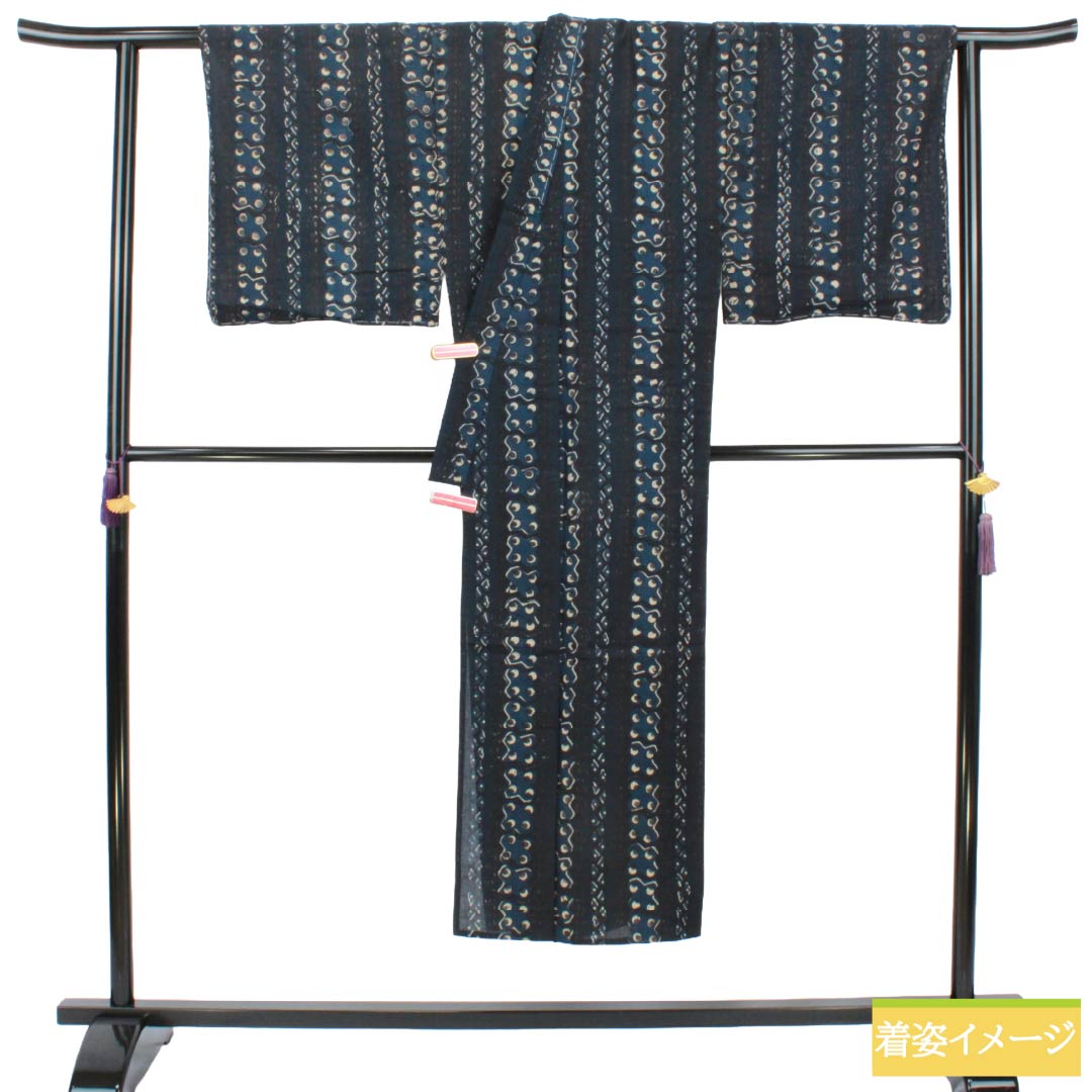 メンズ浴衣 木綿 Sランク 身丈143cm 裄丈69cm 青黒色(あおぐろいろ) 抽象模様 単衣 紺系 1138000482418