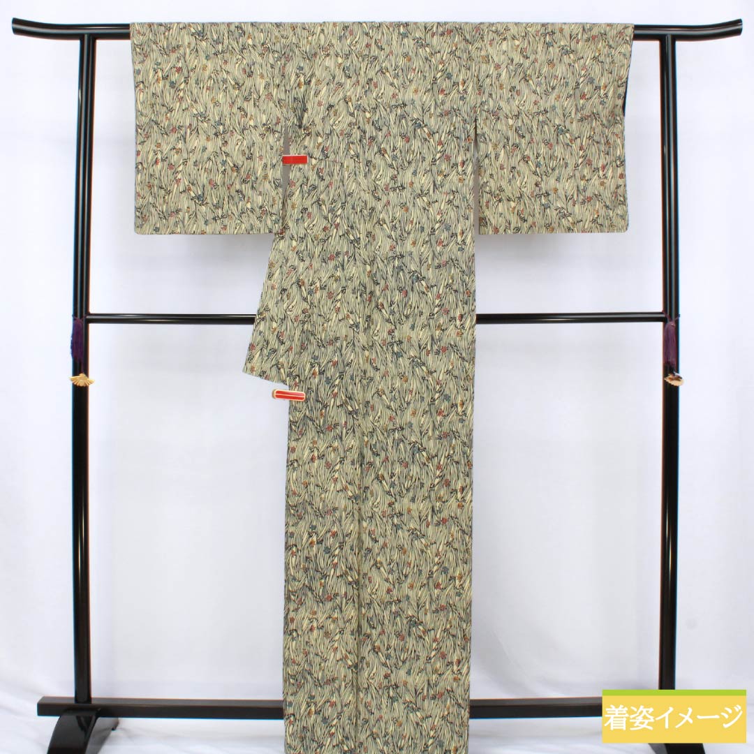 小紋 正絹 Sランク 身丈165cm 裄丈66.5cm 袷 魚子黄色(ぎょしこういろ) 型染 曲線 葉 黄系 1115007322523