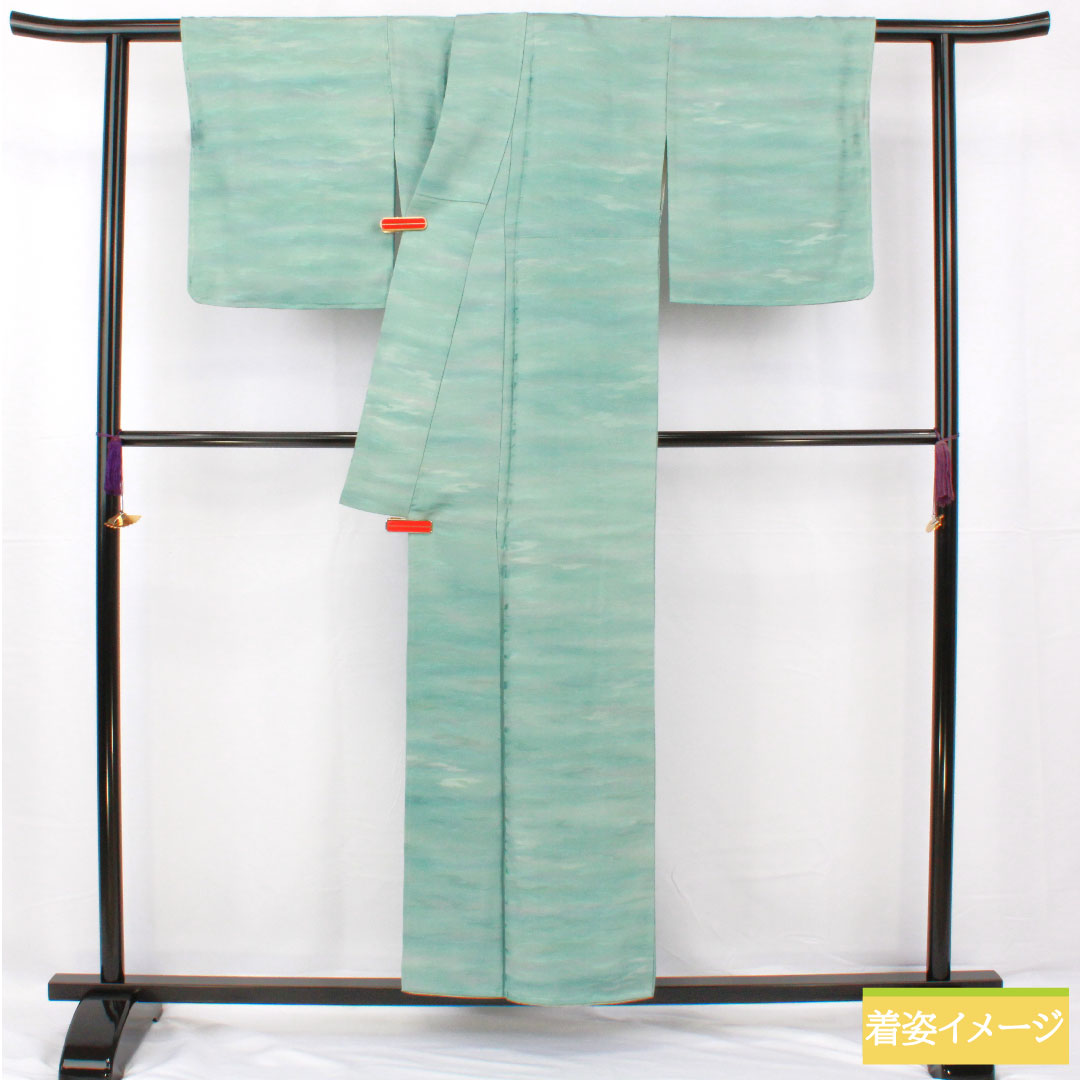 色無地 正絹 身丈156cm 裄丈64cm 砧青磁色(きぬたせいじいろ) 天蚕糸 丹後ちりめん 一つ紋 袷 Sランク 青系 1114001572317