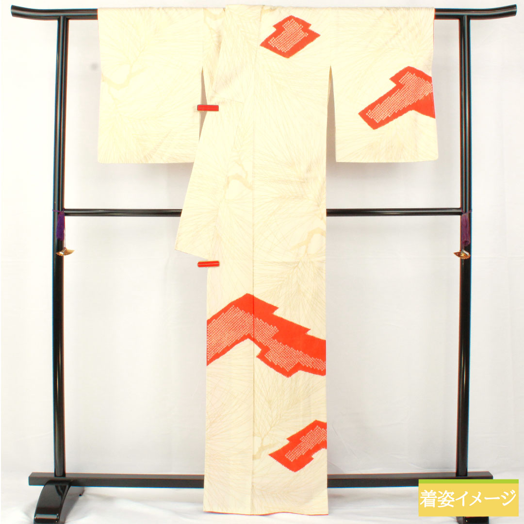 Homongi, pure silk, lined, length 164cm, sleeve length 65cm, white lily color, Kyoto Yuzen, pine, S rank, cream color, 1112004952415