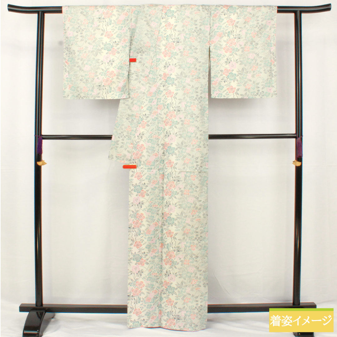 小紋 ポリエステル 身丈165cm 裄丈66cm 袷 胡粉色(ごふんいろ) 洗える着物 草花模様 Aランク グレー系 1115004513522