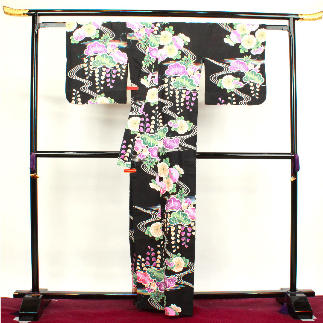 浴衣 松 菊 藤 流水 木綿 Sランク 単衣 身丈165cm 裄丈66.5cm 黒系 1118003932510