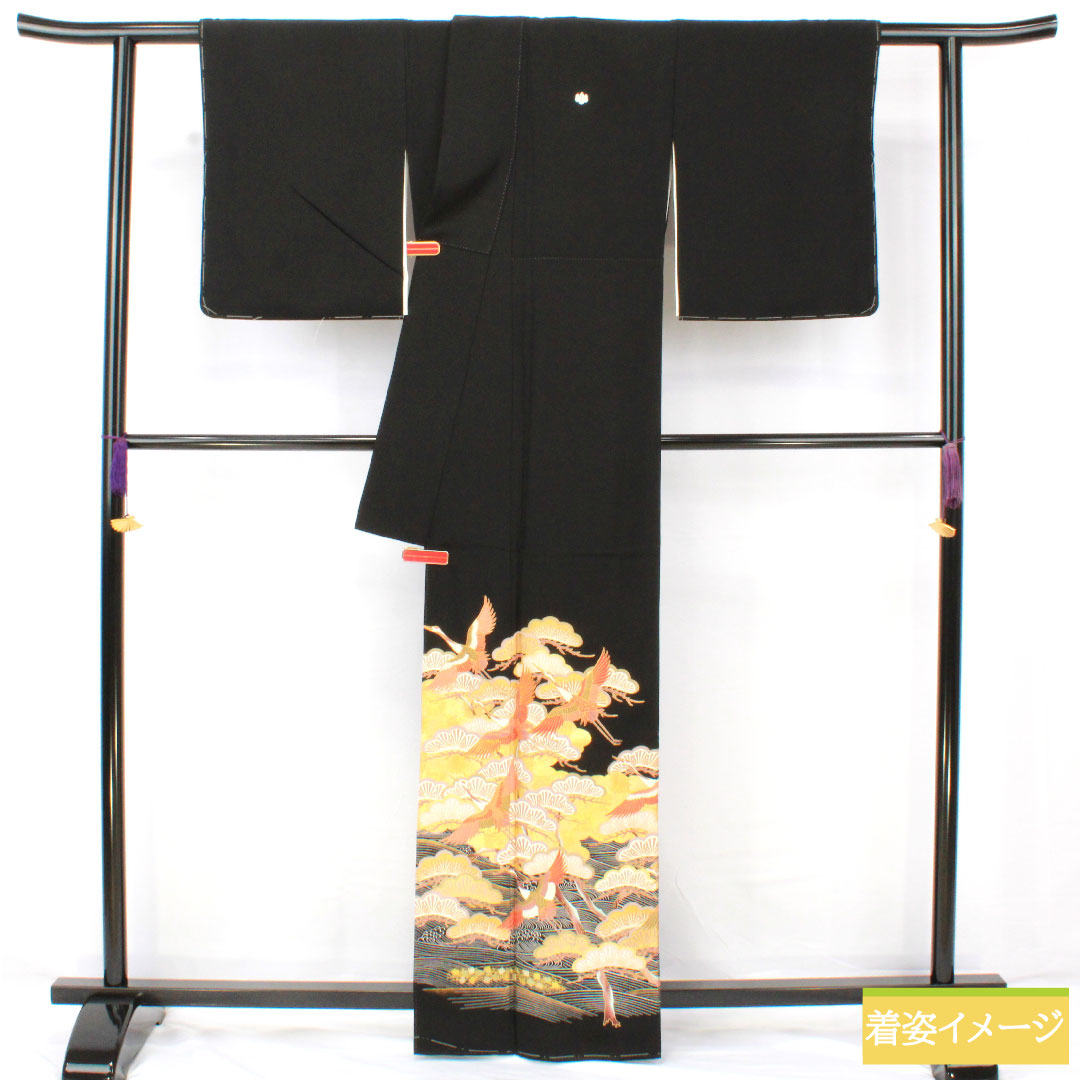 Black formal kimono, pure silk, length 162.5cm, sleeve length 64cm, lined, Kyoto Yuzen, crane, pine, artist's work, five crests, five-three paulownia, A rank, black, 1111001623410
