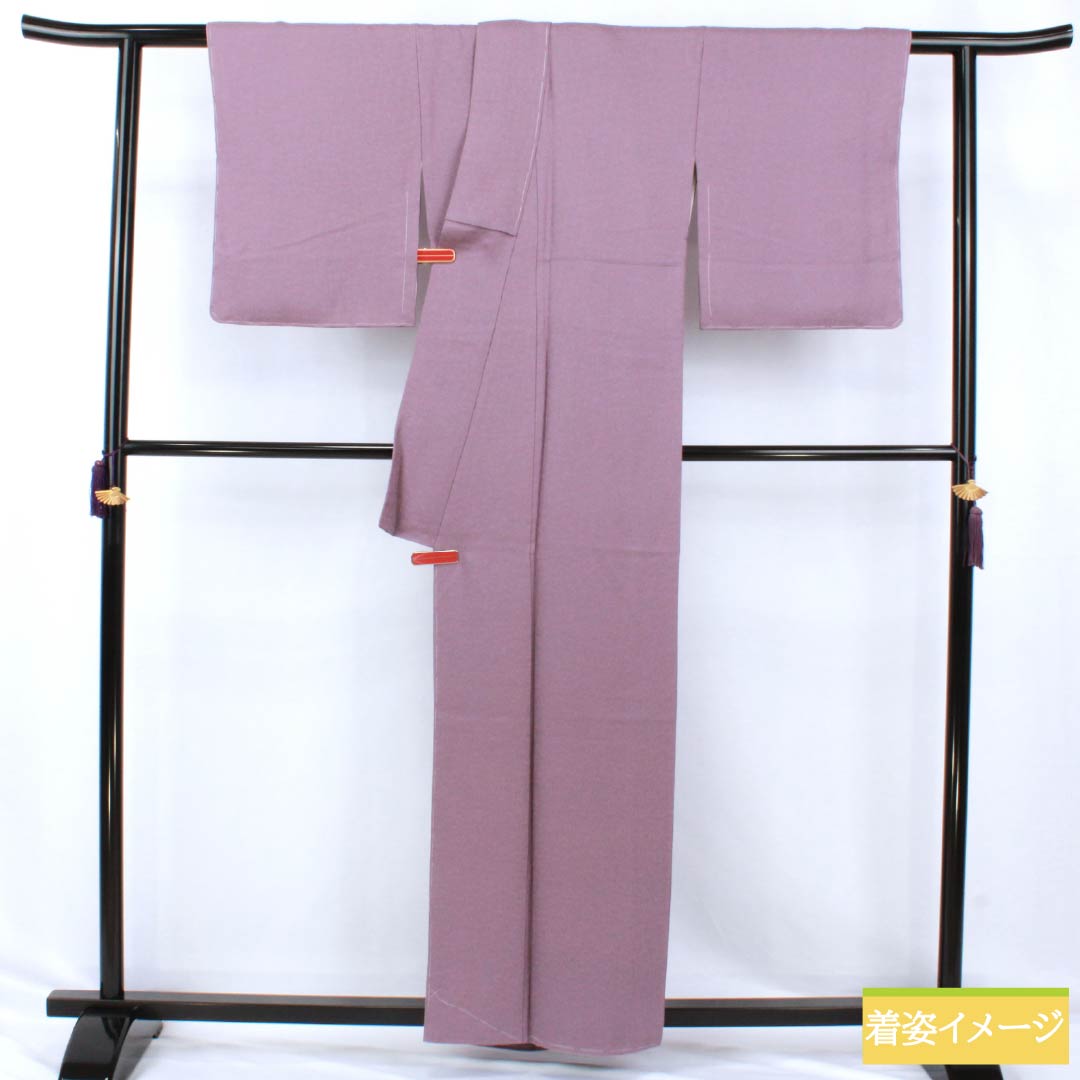 色無地 正絹 Sランク 身丈159.5cm 裄丈64cm 半色(はしたいろ) 一つ紋 五三桐 菊 袷 紫系 1114002582320