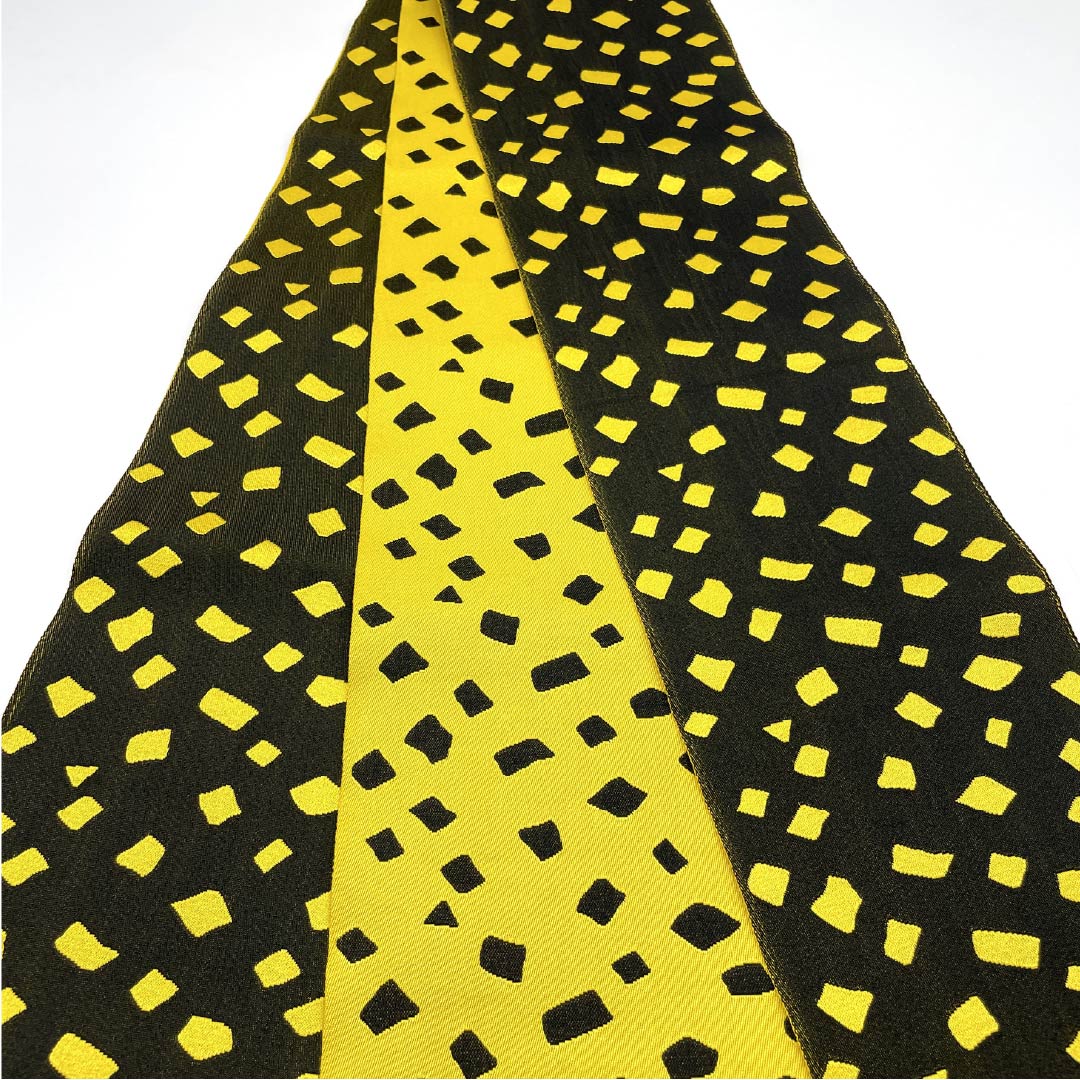 半幅帯 ポリエステル 鬱金色(うこんいろ) 幾何学模様 帯丈348cm 黄系 Sランク 1125001732323