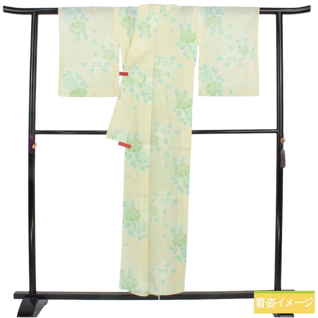 夏物 ポリエステル 紬 Aランク 身丈152.5cm 裄丈62cm 牙黄色(げおういろ) 薔薇 縮風 紗 黄系 1132006333223