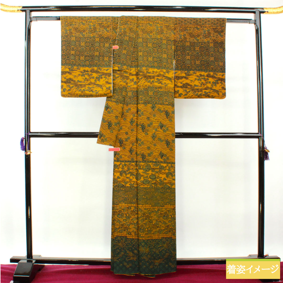 小紋 正絹 身丈161.5cm 裄丈65cm 袷 黄橡色(きつるばみいろ) 型染 吉祥文様 Sランク 黄系 1115004192423