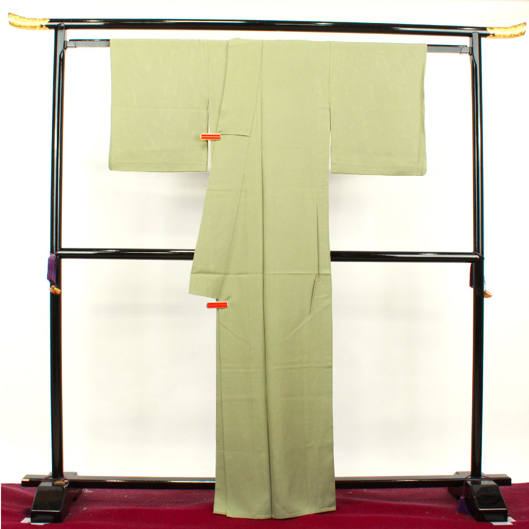 夏物 正絹 色無地 身丈165cm 裄丈65.5cm 麴塵色(きくじんいろ) 素無地 絽 Aランク 緑系 1132001503519