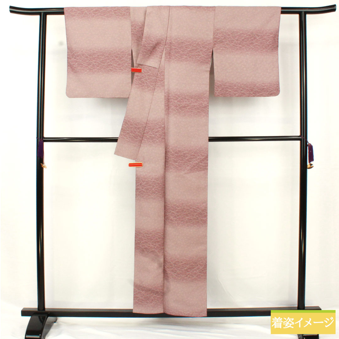 小紋 ポリエステル 身丈155.5cm 裄丈63.5cm 袷 桜鼠色(さくらねずいろ) 洗える着物 菊 露芝 Aランク 紫系 1115004913320