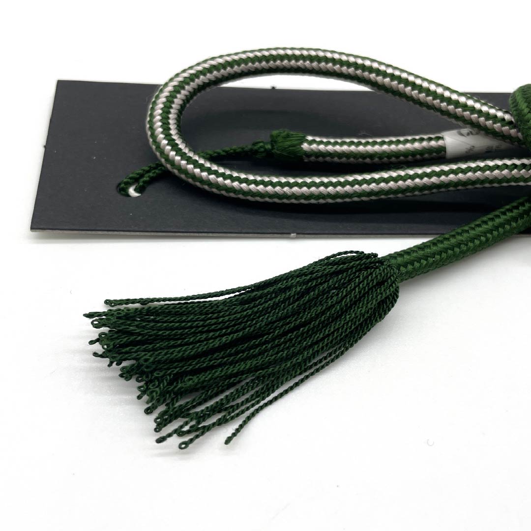 羽織紐 正絹 NEWランク カジュアル 天鵞絨色(びろうどいろ) 撚り房 もろ縄結び 蝶結び 丸組み 緑系 1121000131919