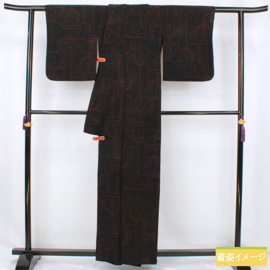 紬 正絹 Aランク 身丈161cm 裄丈63.5cm 縮 花 単衣 黒系 1116004403410