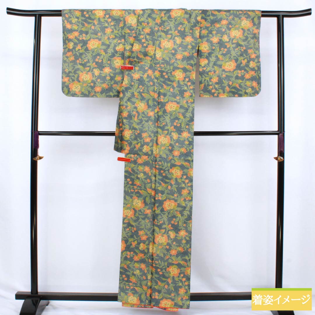 小紋 ポリエステル Sランク 身丈159.5cm 裄丈63.5cm 袷 御召御納戸色(おめしおなんどいろ) 洋花 洗える着物 青系 1115007282317