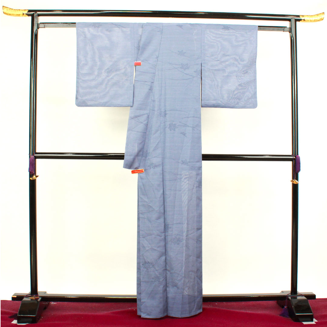 夏物 ポリエステル 色無地 身丈163.5cm 裄丈62.5cm 江戸納戸色(えどなんどいろ) 紅葉 洗える着物 絽 Sランク 青系 1132000852417