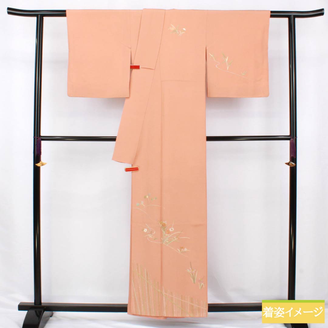 訪問着 正絹 Sランク 袷 身丈157.5cm 裄丈63cm 鮭色(さけいろ) 丸に蔦 付下げ 一つ紋 刺繍 草花 ピンク系 1112006332313