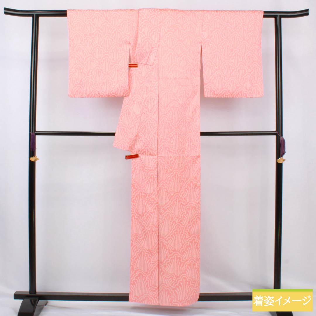 小紋 正絹 Aランク 身丈158cm 裄丈65cm 袷 絞り 抽象模様 ピンク系 1115007573313