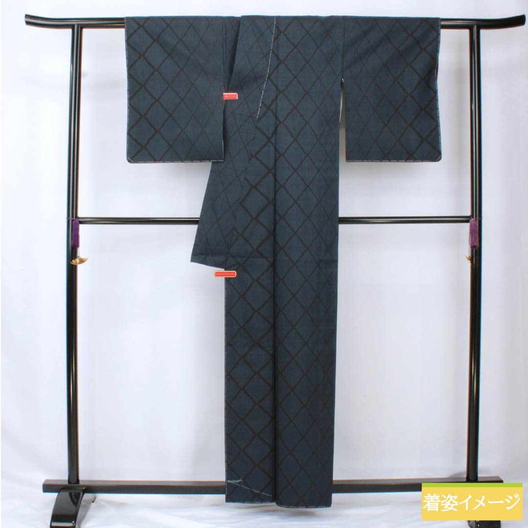 紬 正絹 身丈160.5cm 裄丈62.5cm 韓藍色(からあいいろ) 大島紬 7マルキ 一元絣 Aランク 袷 紺系 1116003793418